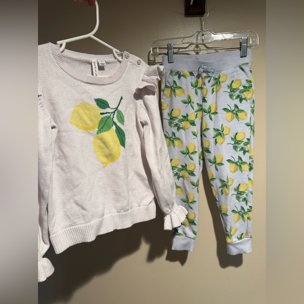 Janie And Jack Lemon Ruffle shoulder Sweater & Pant Set Girl's Size 5 - Picture 2 of 13